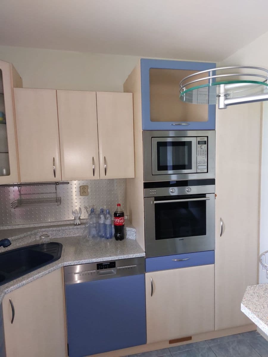 Predaj domu 340 m², pozemek 923 m², Popovičky, Středočeský kraj Predaj domu 340 m², pozemek 923 m², Popovičky, Středočeský kraj