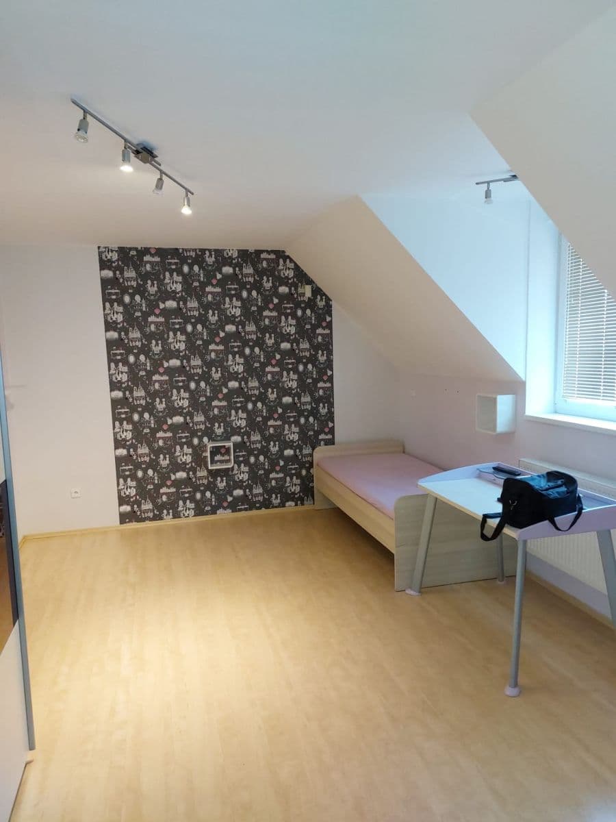 Predaj domu 340 m², pozemek 923 m², Popovičky, Středočeský kraj Predaj domu 340 m², pozemek 923 m², Popovičky, Středočeský kraj