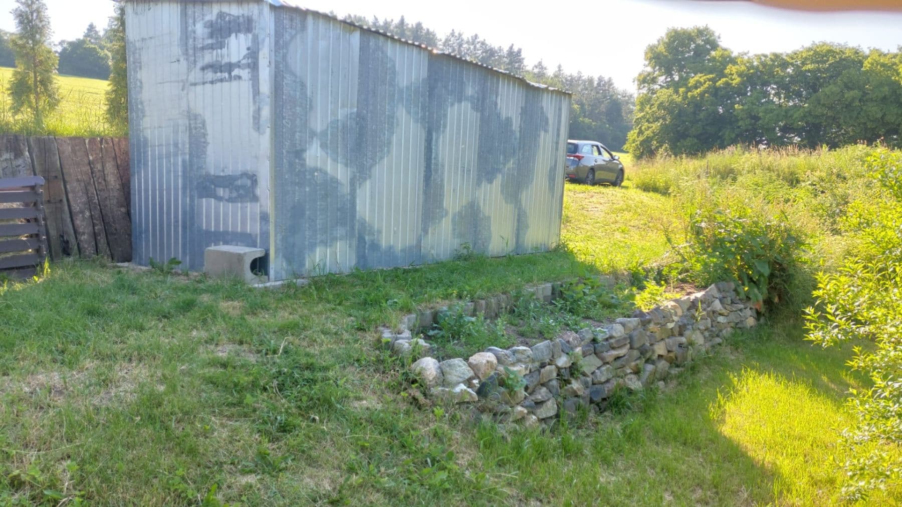 Predaj rekreačného objektu 30 m², pozemek 648 m², Bratronice, Středočeský kraj Predaj rekreačného objektu 30 m², pozemek 648 m², Bratronice, Středočeský kraj