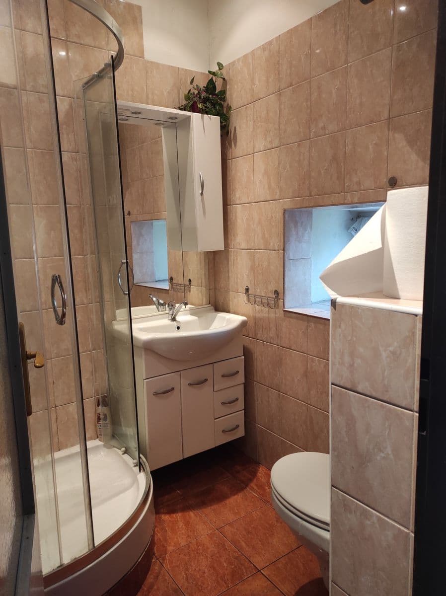 Prenájom domu 97 m², pozemok 300 m², nám. Dr. Tyrše, Čechtice, Středočeský kraj Prenájom domu 97 m², pozemok 300 m², nám. Dr. Tyrše, Čechtice, Středočeský kraj