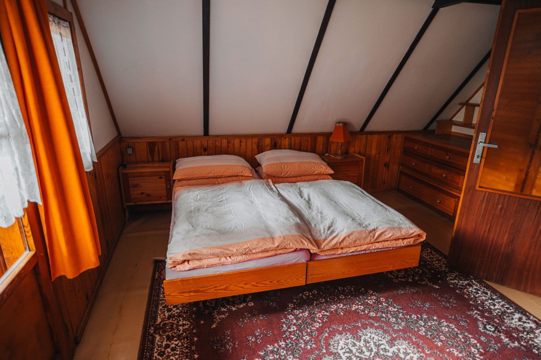 Predaj rekreačného objektu 86 m², pozemek 825 m², Růžová, Ústecký kraj Predaj rekreačného objektu 86 m², pozemek 825 m², Růžová, Ústecký kraj