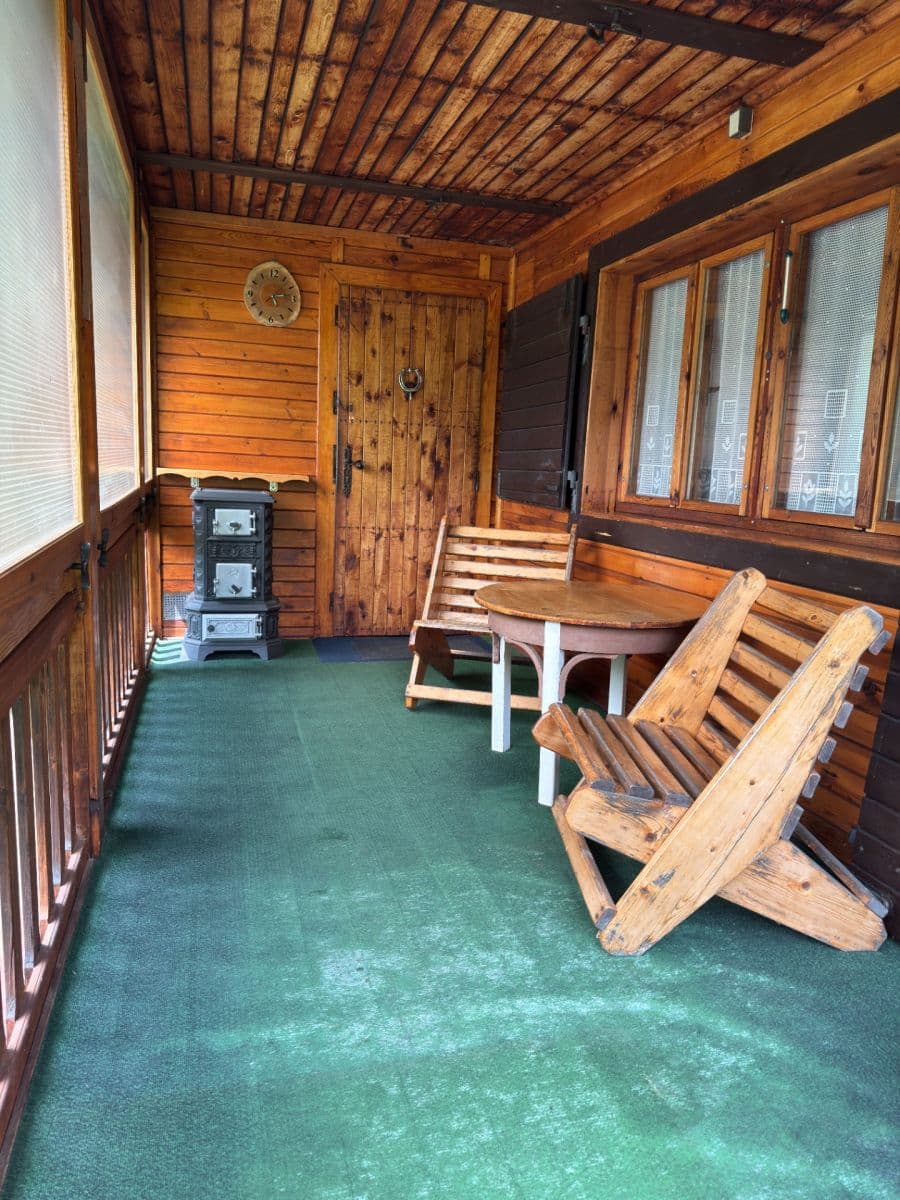 Predaj rekreačného objektu 86 m², pozemek 825 m², Růžová, Ústecký kraj Predaj rekreačného objektu 86 m², pozemek 825 m², Růžová, Ústecký kraj