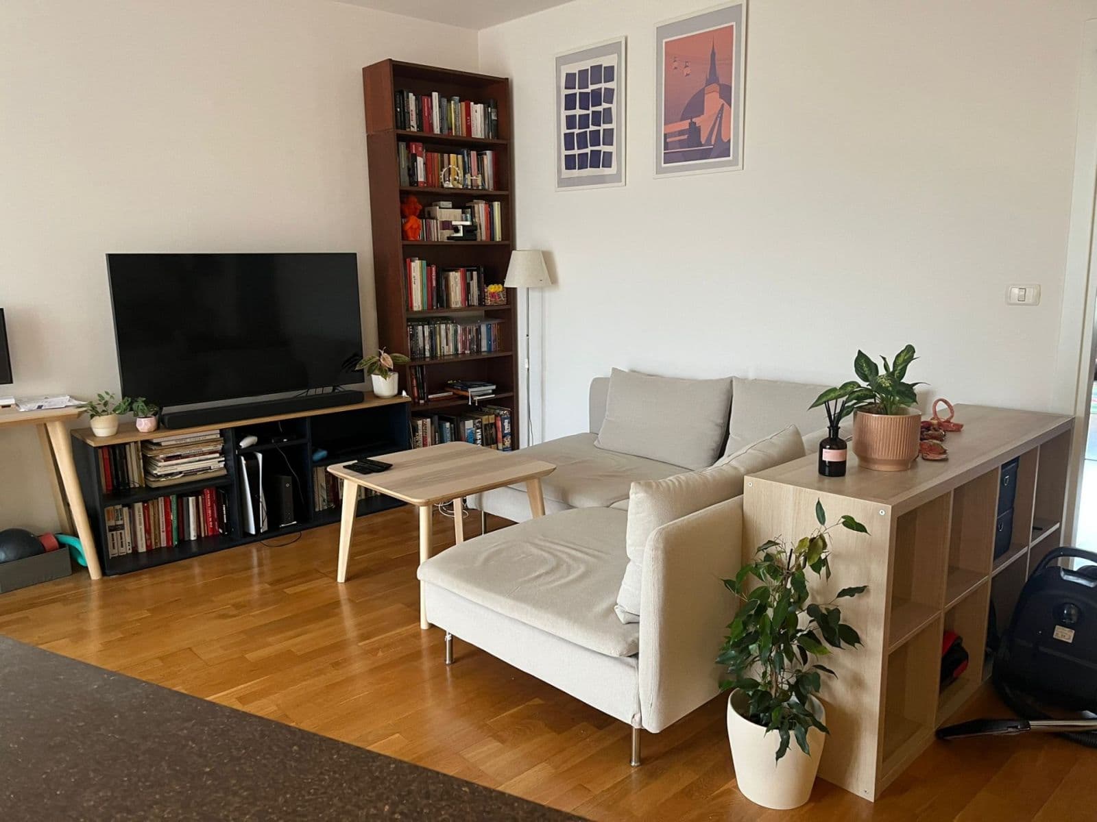 Prenájom bytu 3-izbový 101 m², Máslova, Praha, Praha Prenájom bytu 3-izbový 101 m², Máslova, Praha, Praha