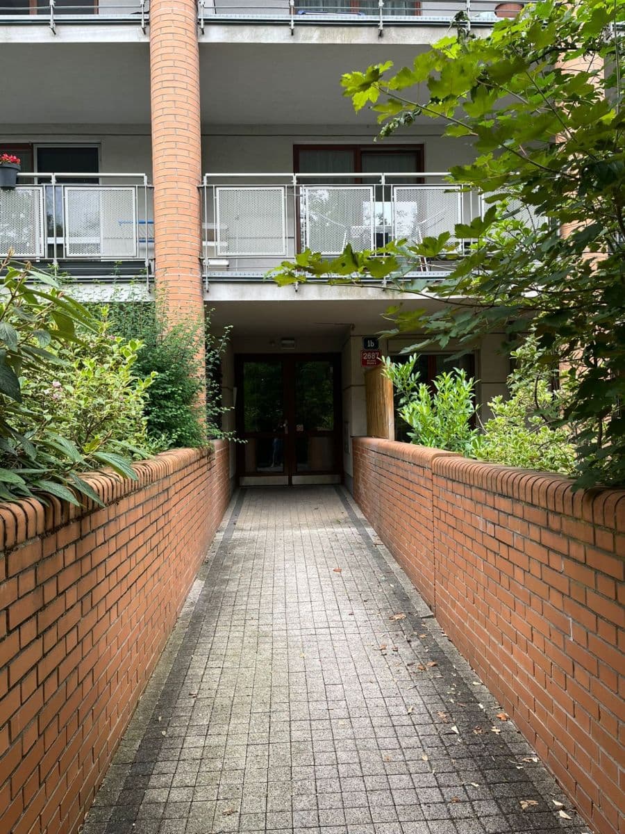 Prenájom bytu 3-izbový 101 m², Máslova, Praha, Praha Prenájom bytu 3-izbový 101 m², Máslova, Praha, Praha