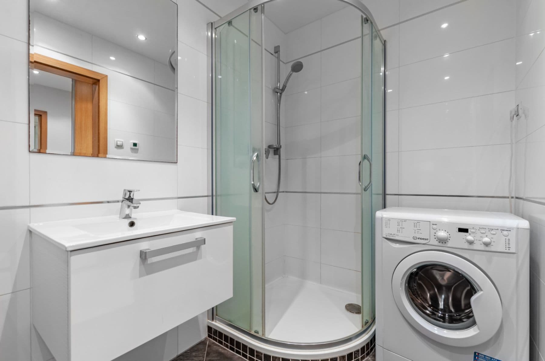 Prenájom bytu 1-izbový 32 m², Patočkova, Praha, Praha Prenájom bytu 1-izbový 32 m², Patočkova, Praha, Praha