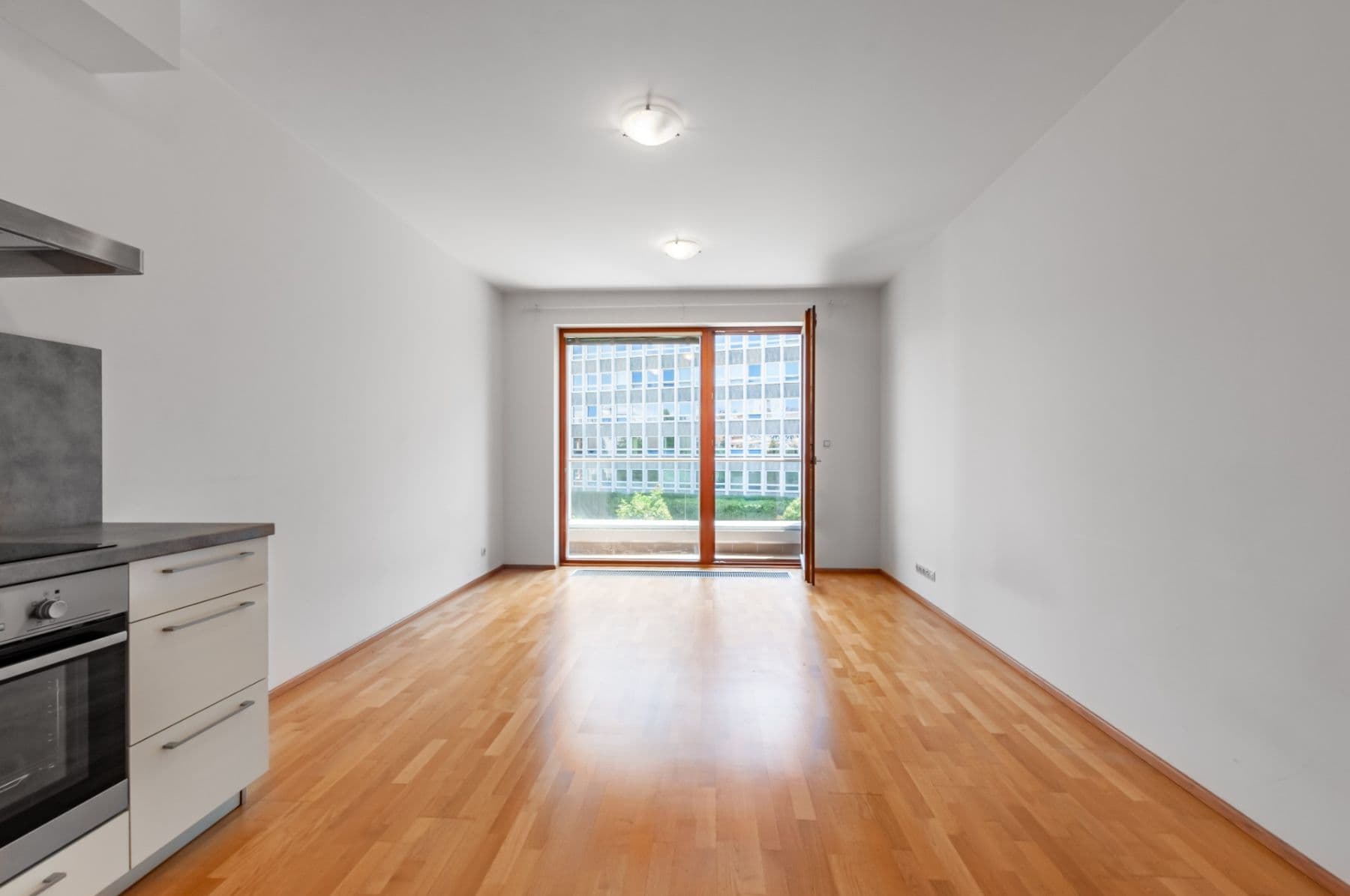 Prenájom bytu 1-izbový 32 m², Patočkova, Praha, Praha Prenájom bytu 1-izbový 32 m², Patočkova, Praha, Praha
