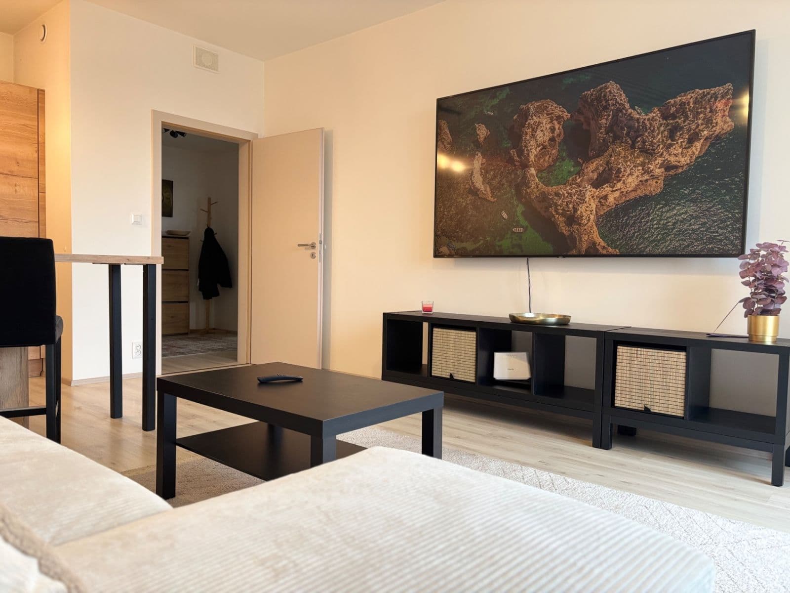 Prenájom bytu 2-izbový 58 m², Čerpadlová, Praha, Praha Prenájom bytu 2-izbový 58 m², Čerpadlová, Praha, Praha