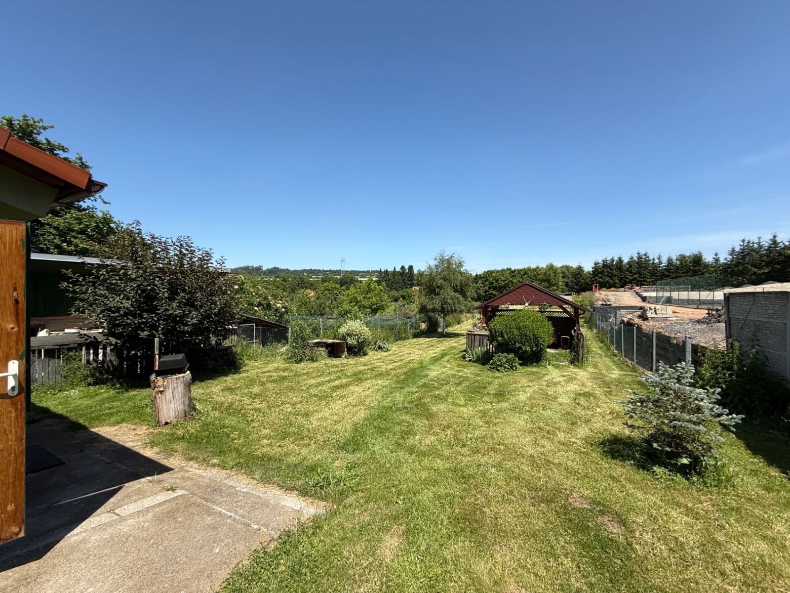 Predaj domu 140 m², pozemek 2.542 m², Na Brance, Krušovice, Středočeský kraj Predaj domu 140 m², pozemek 2.542 m², Na Brance, Krušovice, Středočeský kraj