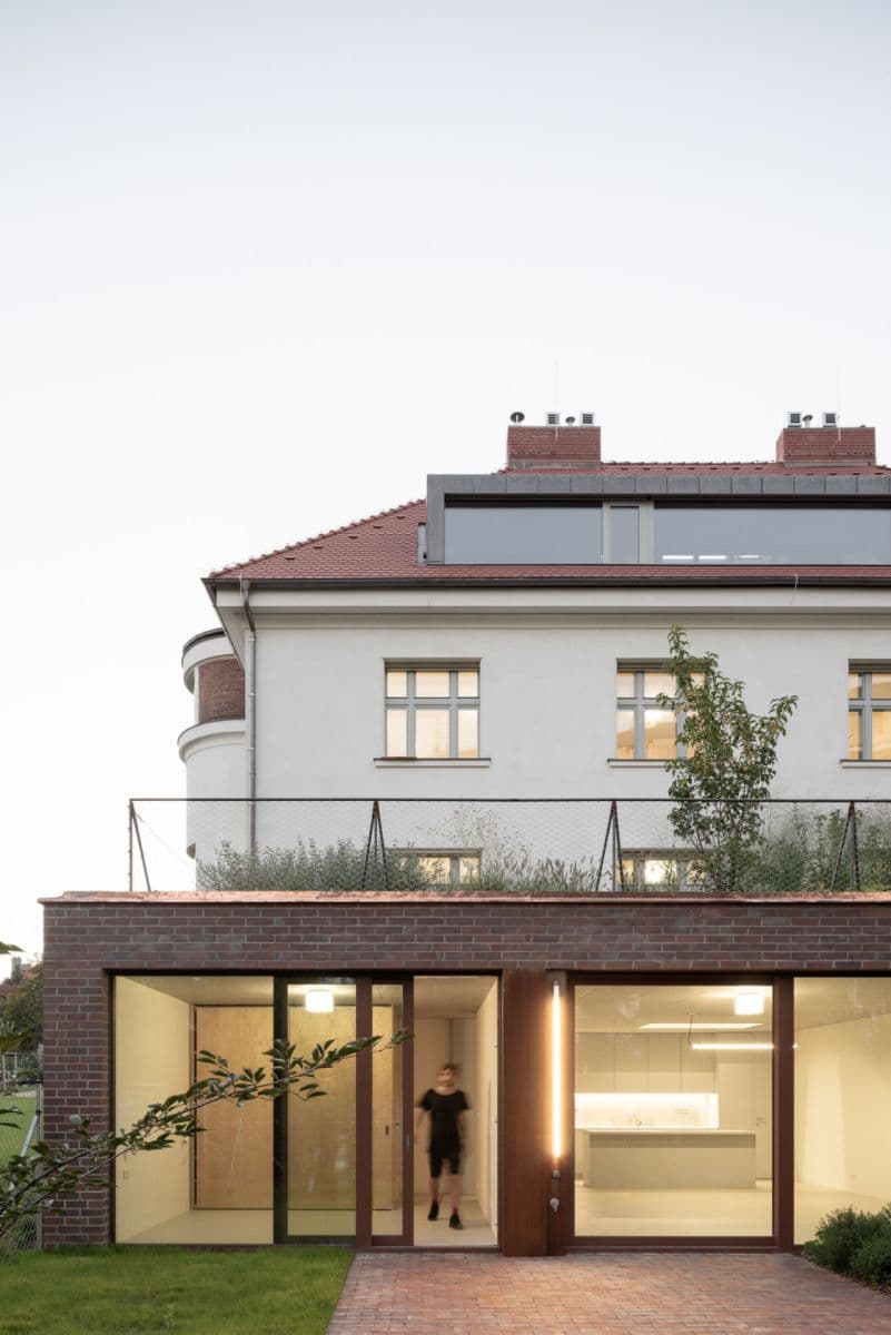 Prenájom bytu 5-izbový 226 m², U Zdravotního ústavu, Praha, Praha Prenájom bytu 5-izbový 226 m², U Zdravotního ústavu, Praha, Praha