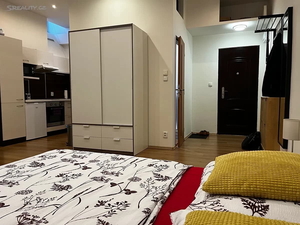 Prenájom bytu 1-izbový 32 m², Sladová, Brno, Jihomoravský kraj Prenájom bytu 1-izbový 32 m², Sladová, Brno, Jihomoravský kraj