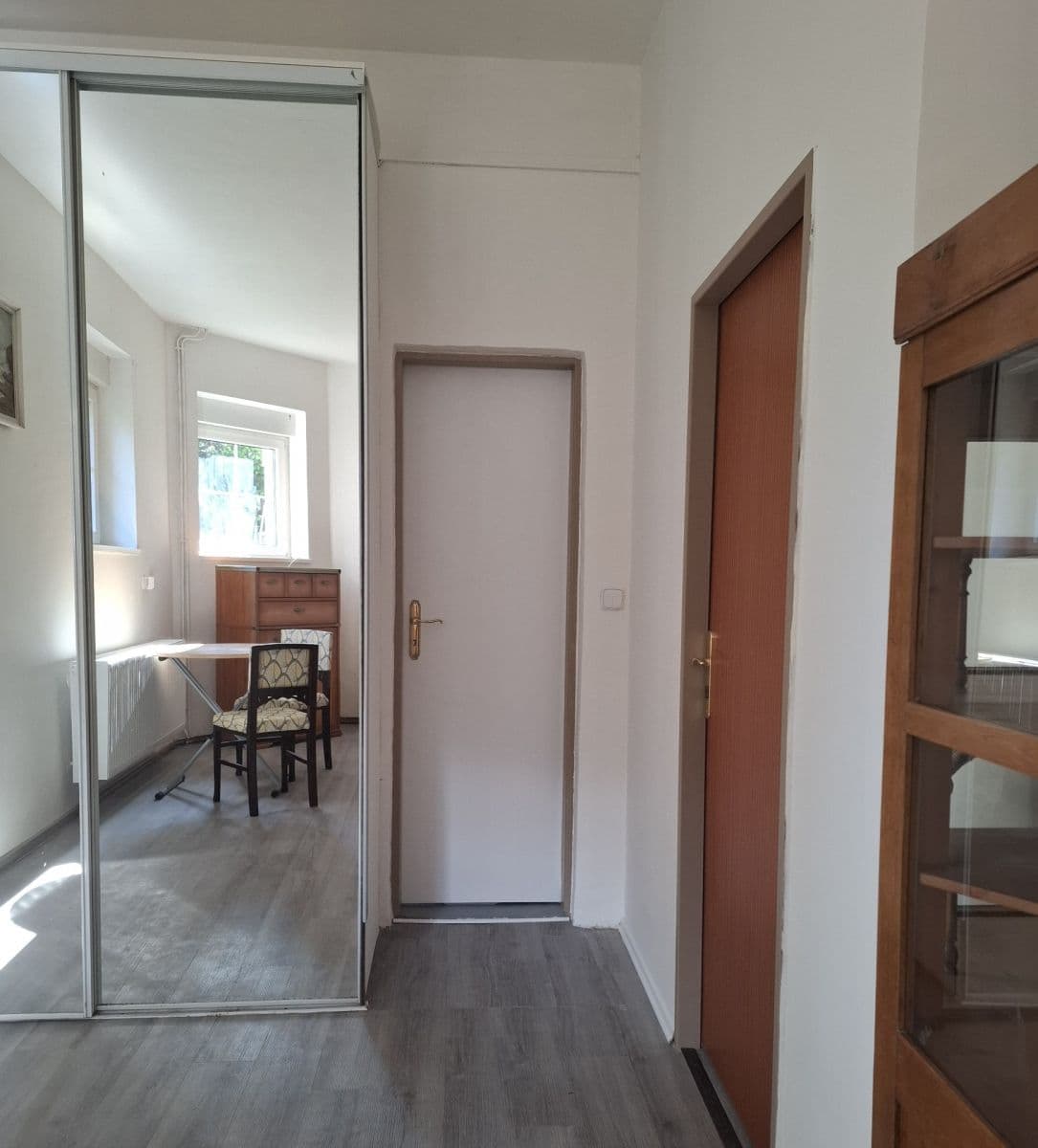 Prenájom bytu 1-izbový 35 m², Mnichovice, Středočeský kraj Prenájom bytu 1-izbový 35 m², Mnichovice, Středočeský kraj