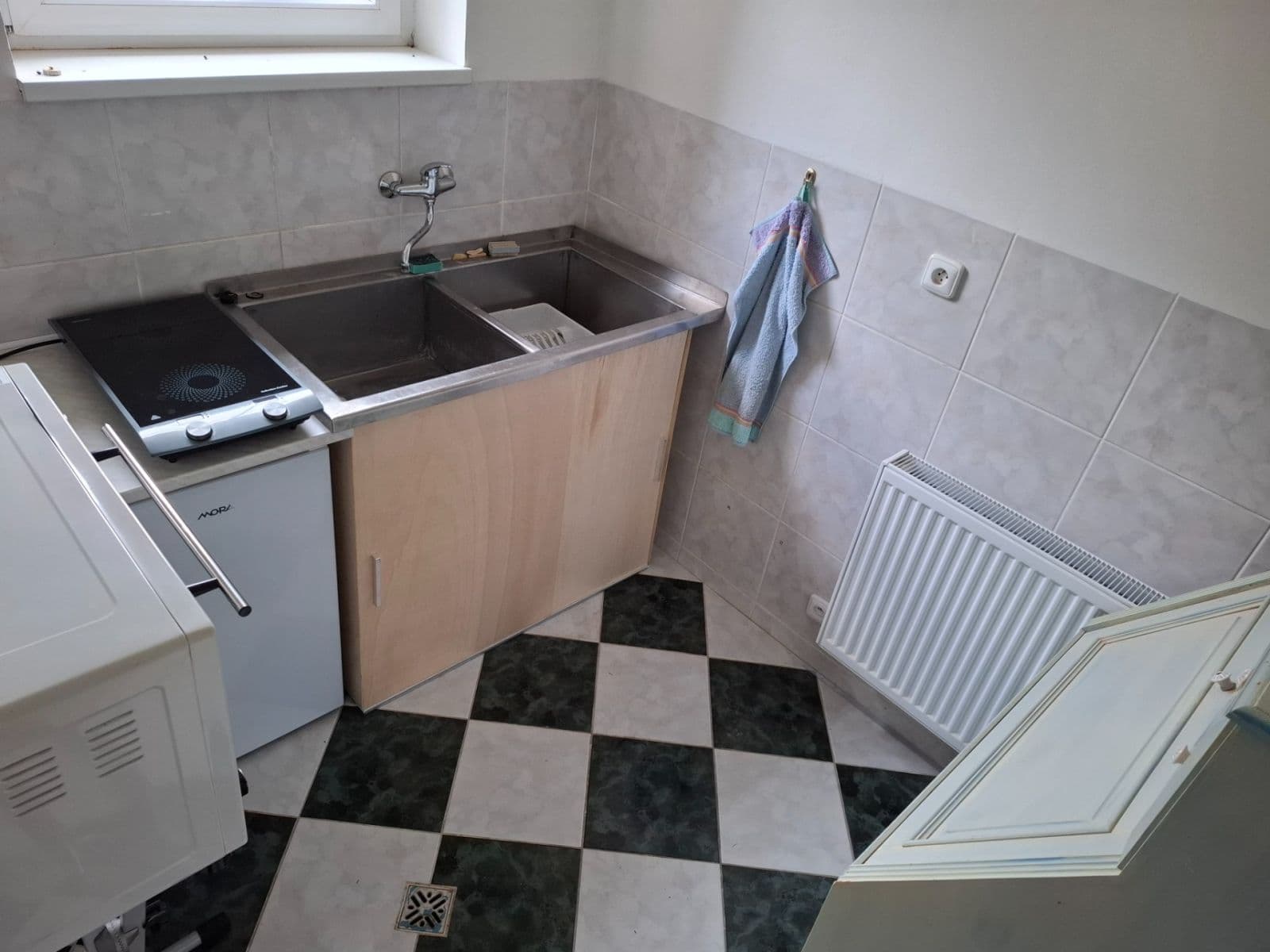 Prenájom bytu 1-izbový 35 m², Mnichovice, Středočeský kraj Prenájom bytu 1-izbový 35 m², Mnichovice, Středočeský kraj