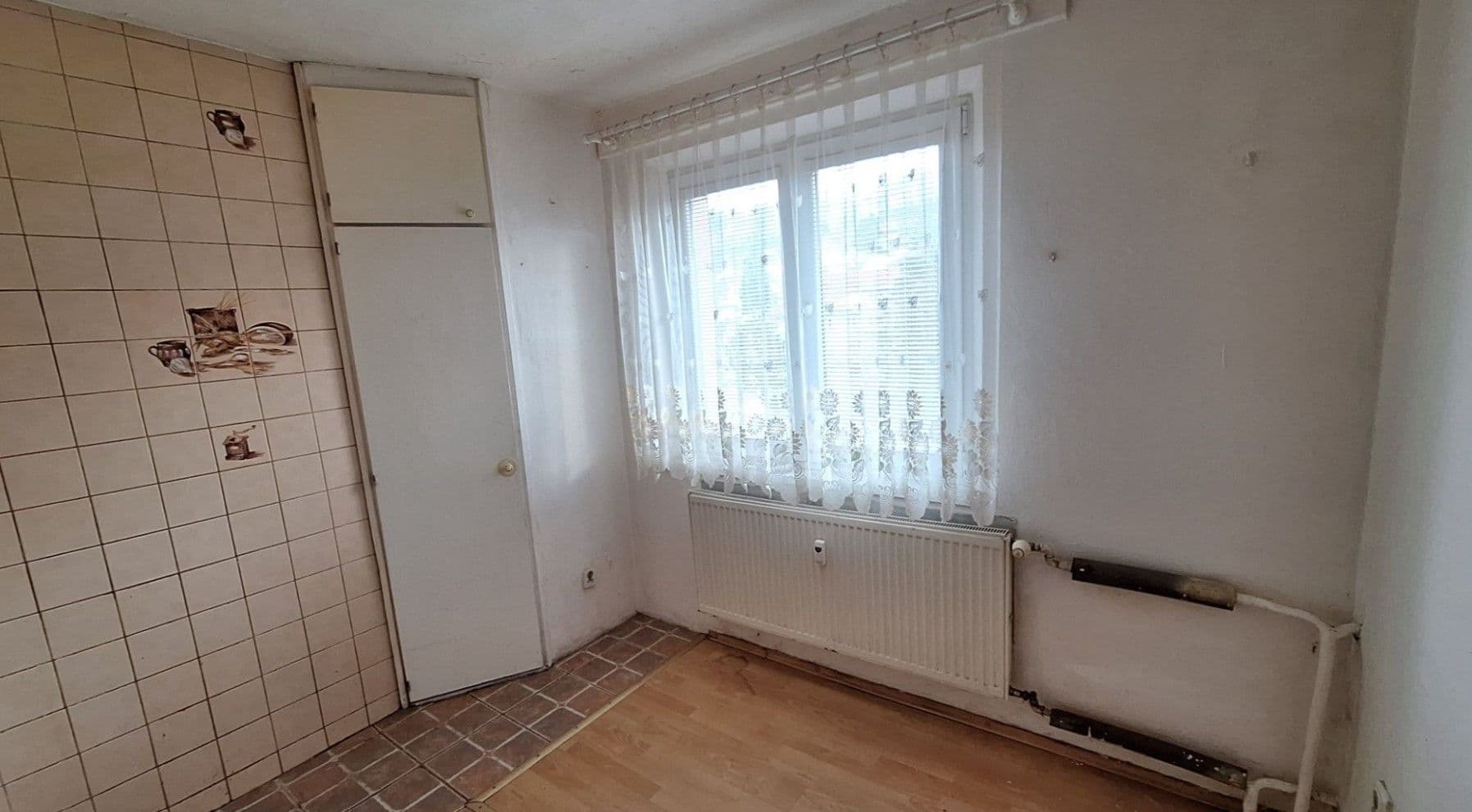 Predaj bytu 3-izbový 65 m², Prievidzská, Handlová, Trenčiansky kraj Predaj bytu 3-izbový 65 m², Prievidzská, Handlová, Trenčiansky kraj