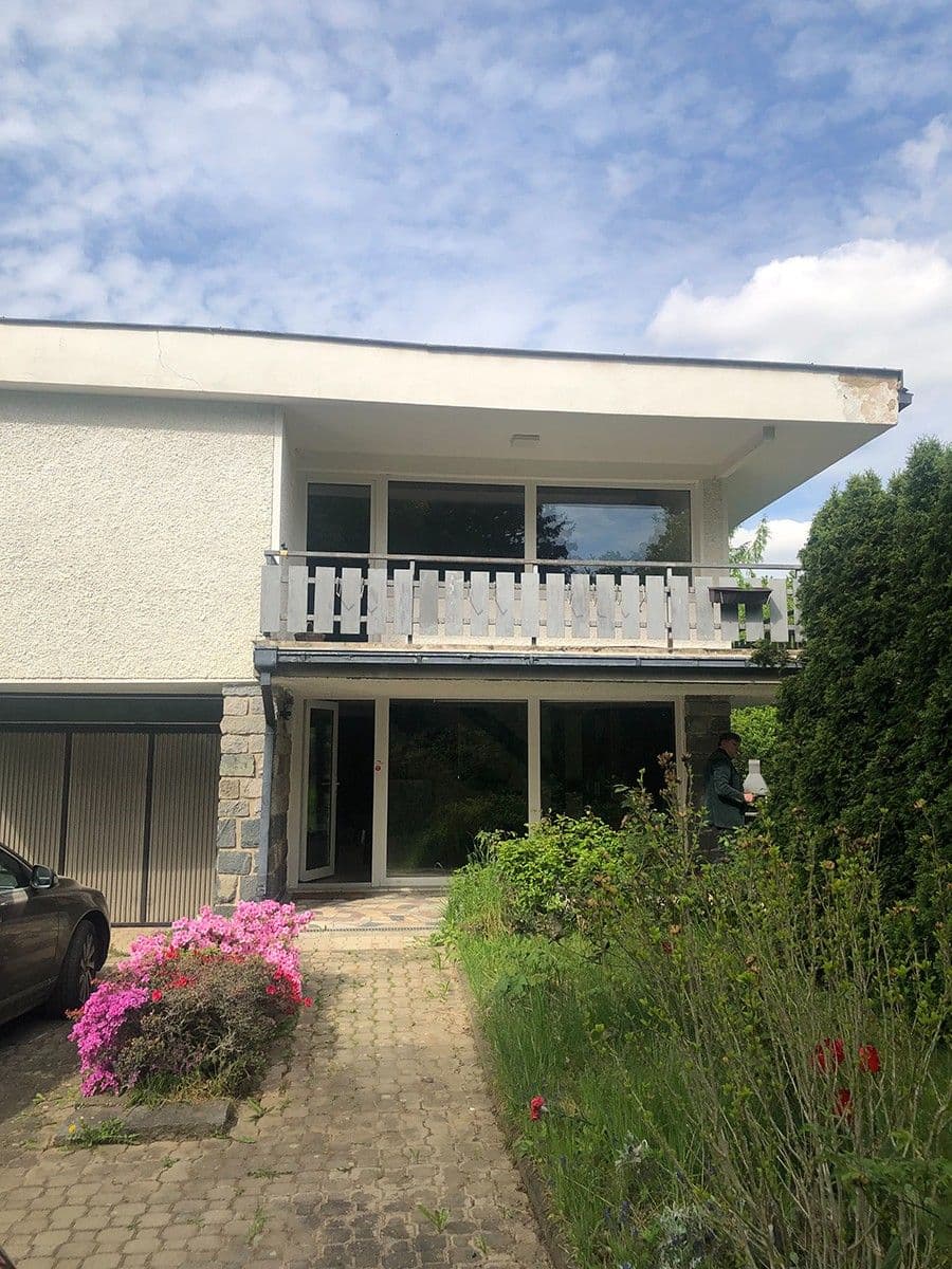 Predaj domu 185 m², pozemek 1.742 m², Radějovice, Středočeský kraj Predaj domu 185 m², pozemek 1.742 m², Radějovice, Středočeský kraj