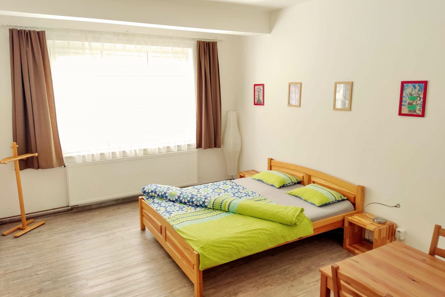 Prenájom bytu 47 m², Viklefova, Praha, Praha Prenájom bytu 47 m², Viklefova, Praha, Praha