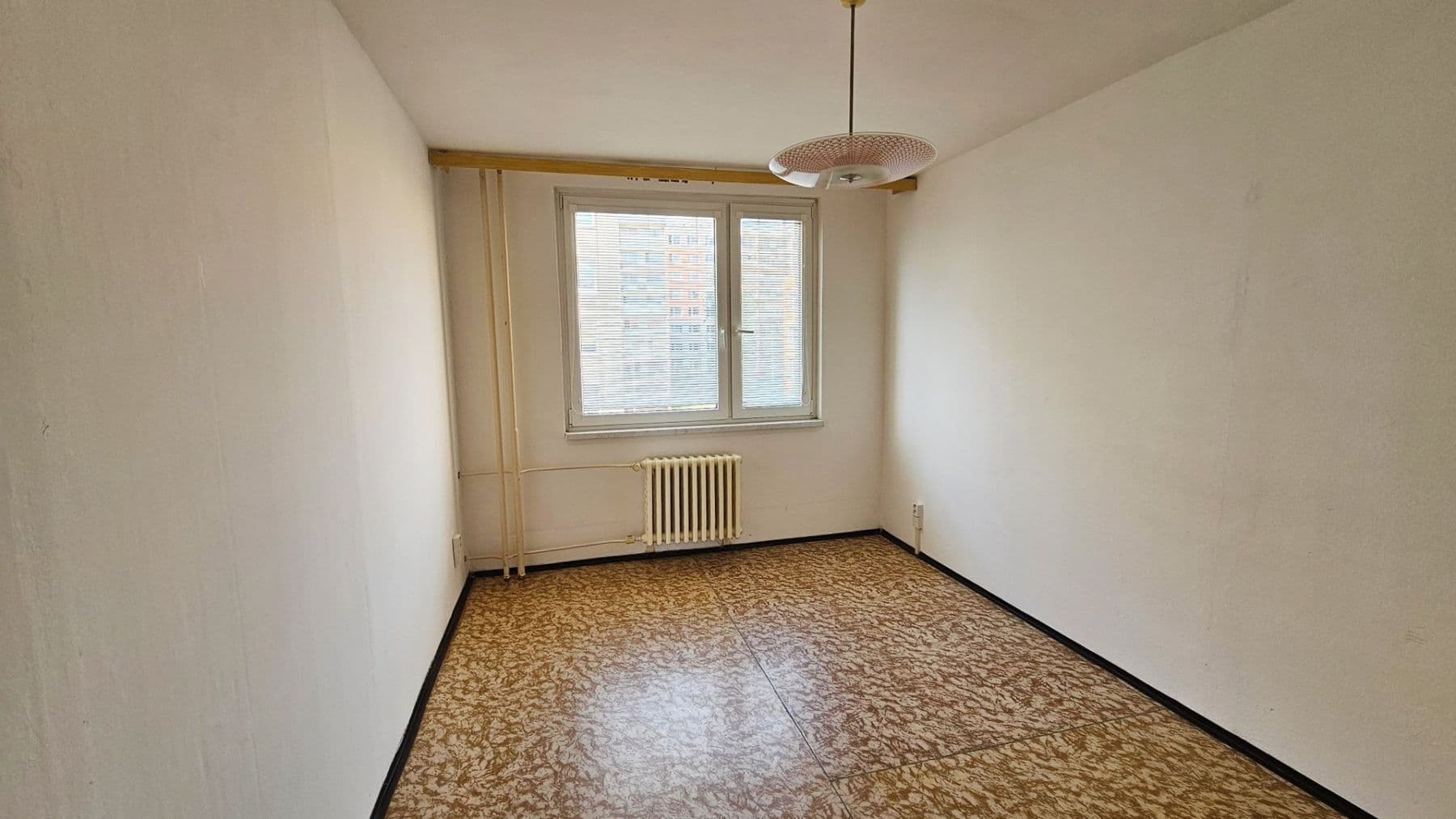 Prenájom bytu 3-izbový 70 m², Nad Stadionem, Králův Dvůr, Středočeský kraj Prenájom bytu 3-izbový 70 m², Nad Stadionem, Králův Dvůr, Středočeský kraj