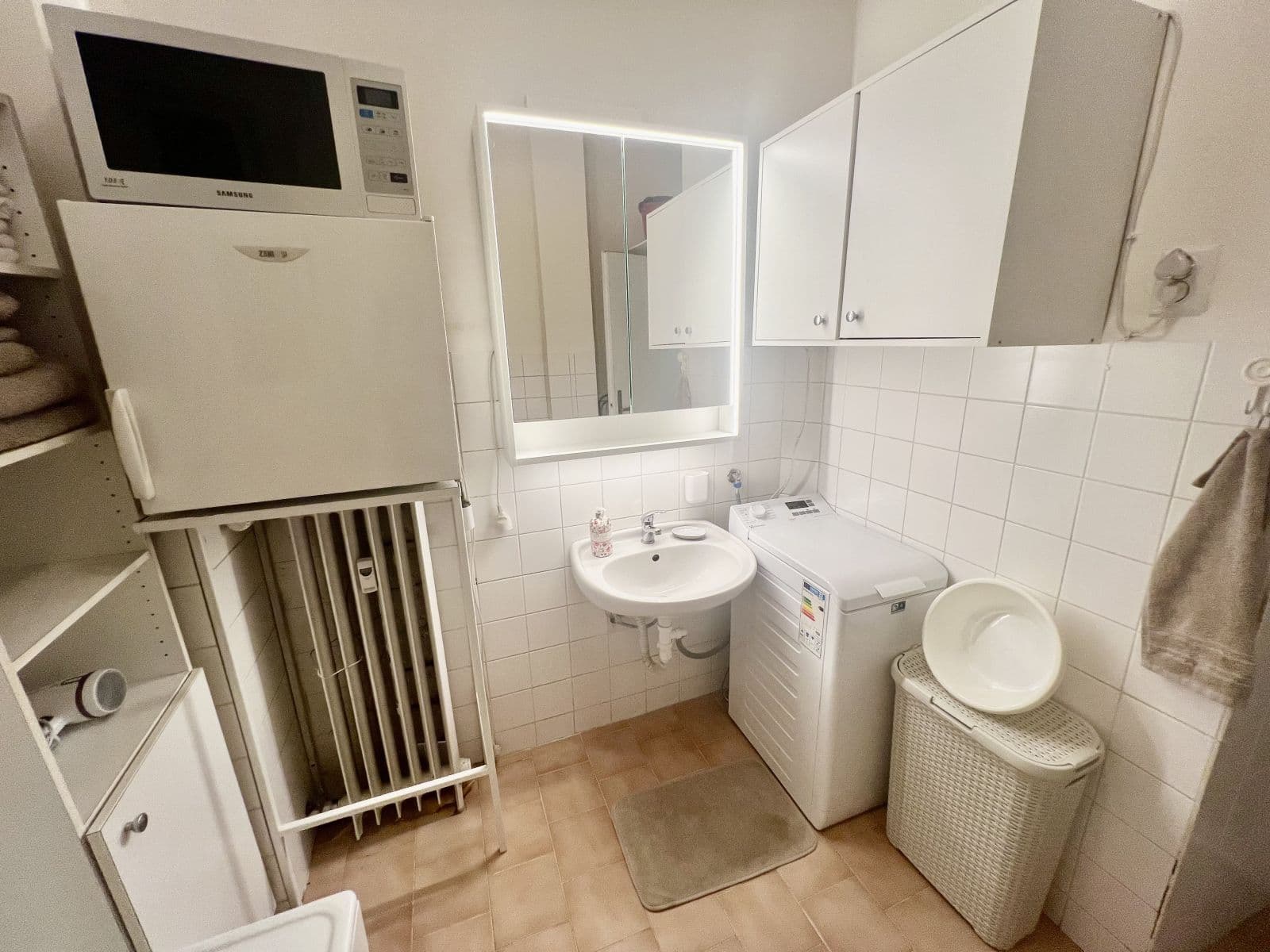 Prenájom bytu 35 m², Příčná, Praha, Praha Prenájom bytu 35 m², Příčná, Praha, Praha