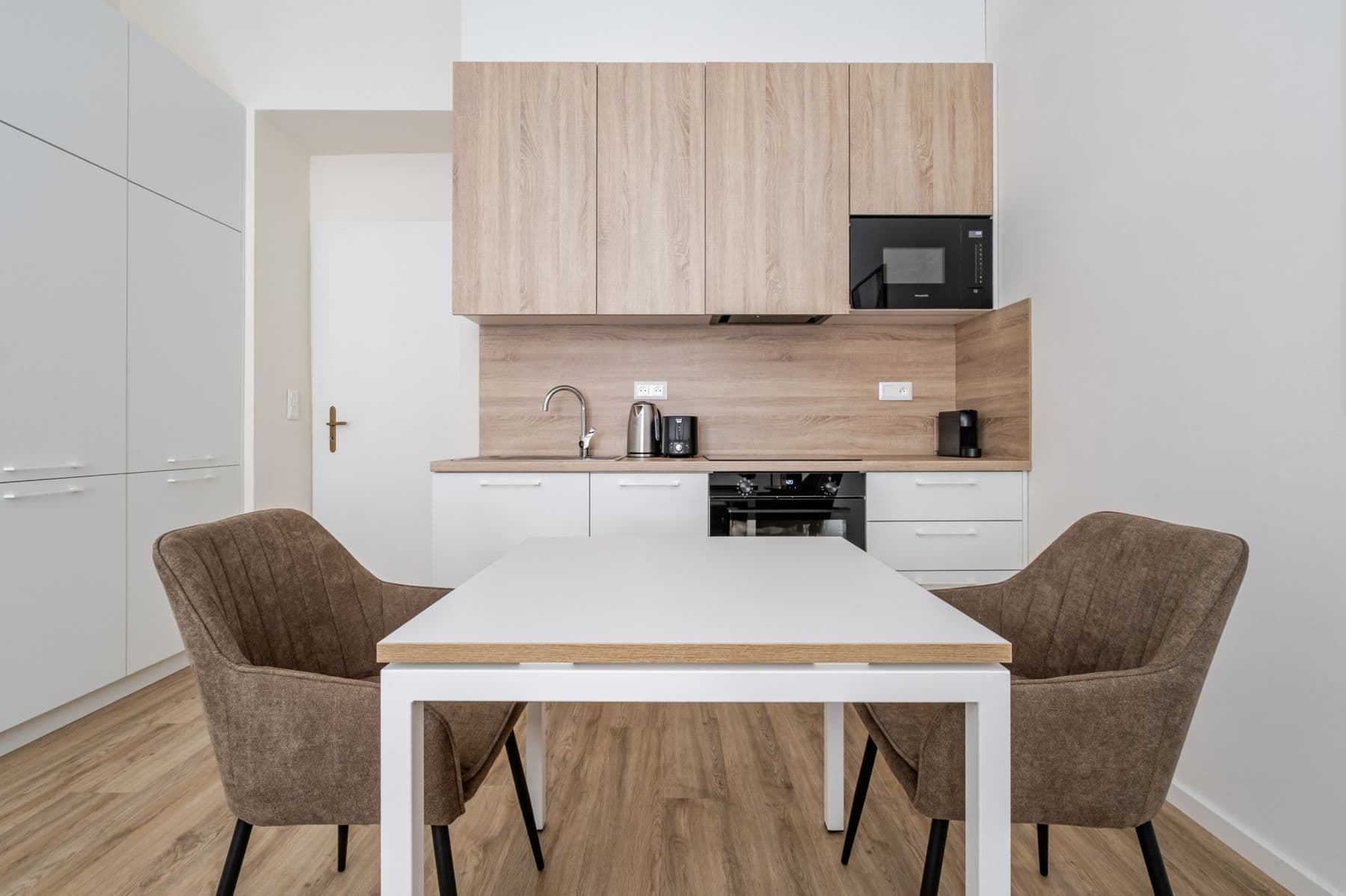 Prenájom bytu 30 m², Veletržní, Praha, Praha Prenájom bytu 30 m², Veletržní, Praha, Praha