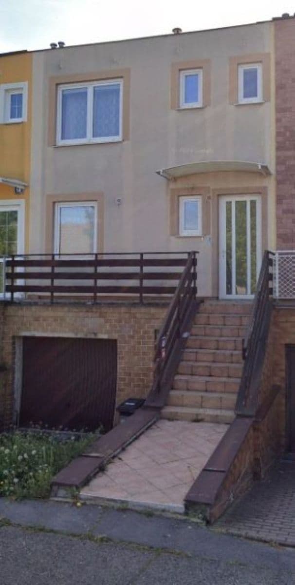 Predaj domu 170 m², pozemek 150 m², Komárovská, Praha, Praha Predaj domu 170 m², pozemek 150 m², Komárovská, Praha, Praha