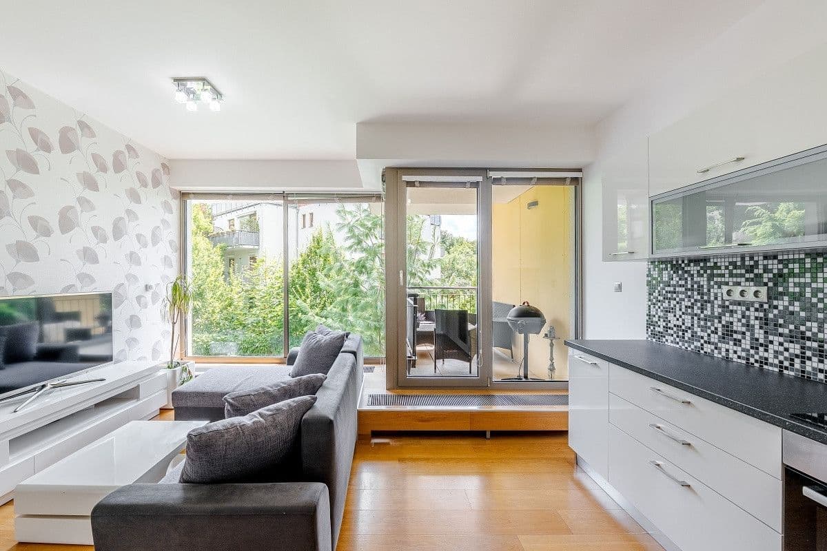 Prenájom bytu 49 m², U Okrouhlíku c, Praha, Praha Prenájom bytu 49 m², U Okrouhlíku c, Praha, Praha