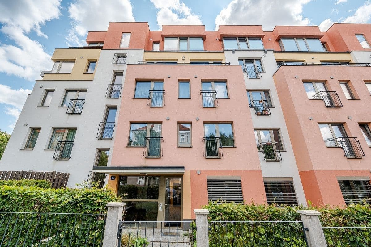 Prenájom bytu 49 m², U Okrouhlíku c, Praha, Praha Prenájom bytu 49 m², U Okrouhlíku c, Praha, Praha