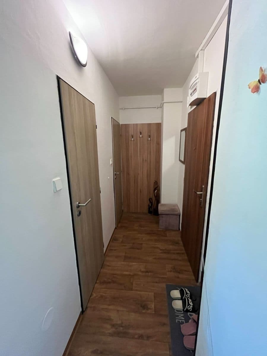 Prenájom bytu 1-izbový 35 m², Ortenova, Kutná Hora, Středočeský kraj Prenájom bytu 1-izbový 35 m², Ortenova, Kutná Hora, Středočeský kraj