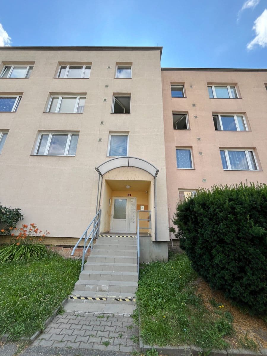 Prenájom bytu 1-izbový 35 m², Ortenova, Kutná Hora, Středočeský kraj Prenájom bytu 1-izbový 35 m², Ortenova, Kutná Hora, Středočeský kraj