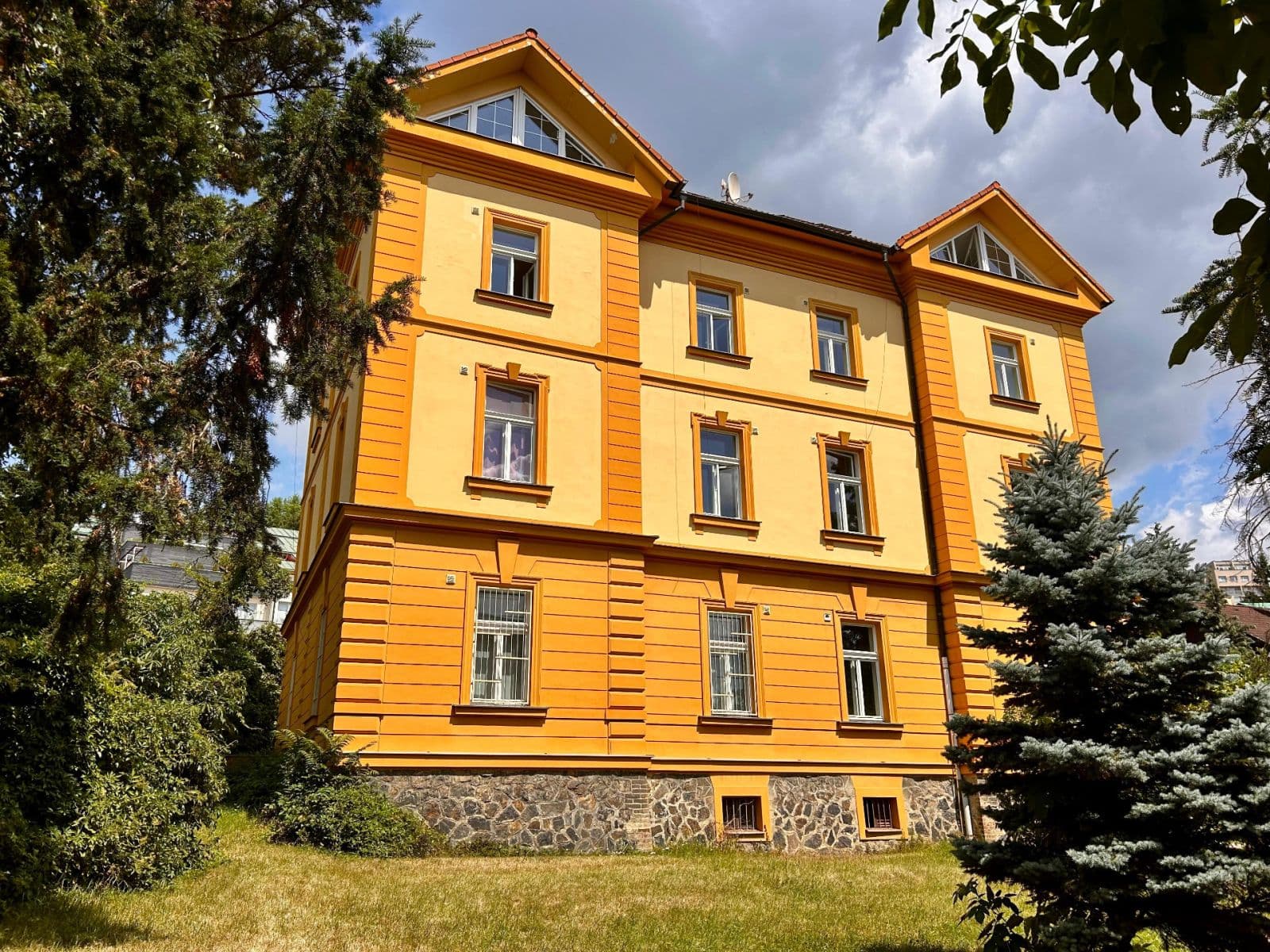 Prenájom bytu 3-izbový 85 m², Nad Rokoskou, Praha, Praha Prenájom bytu 3-izbový 85 m², Nad Rokoskou, Praha, Praha