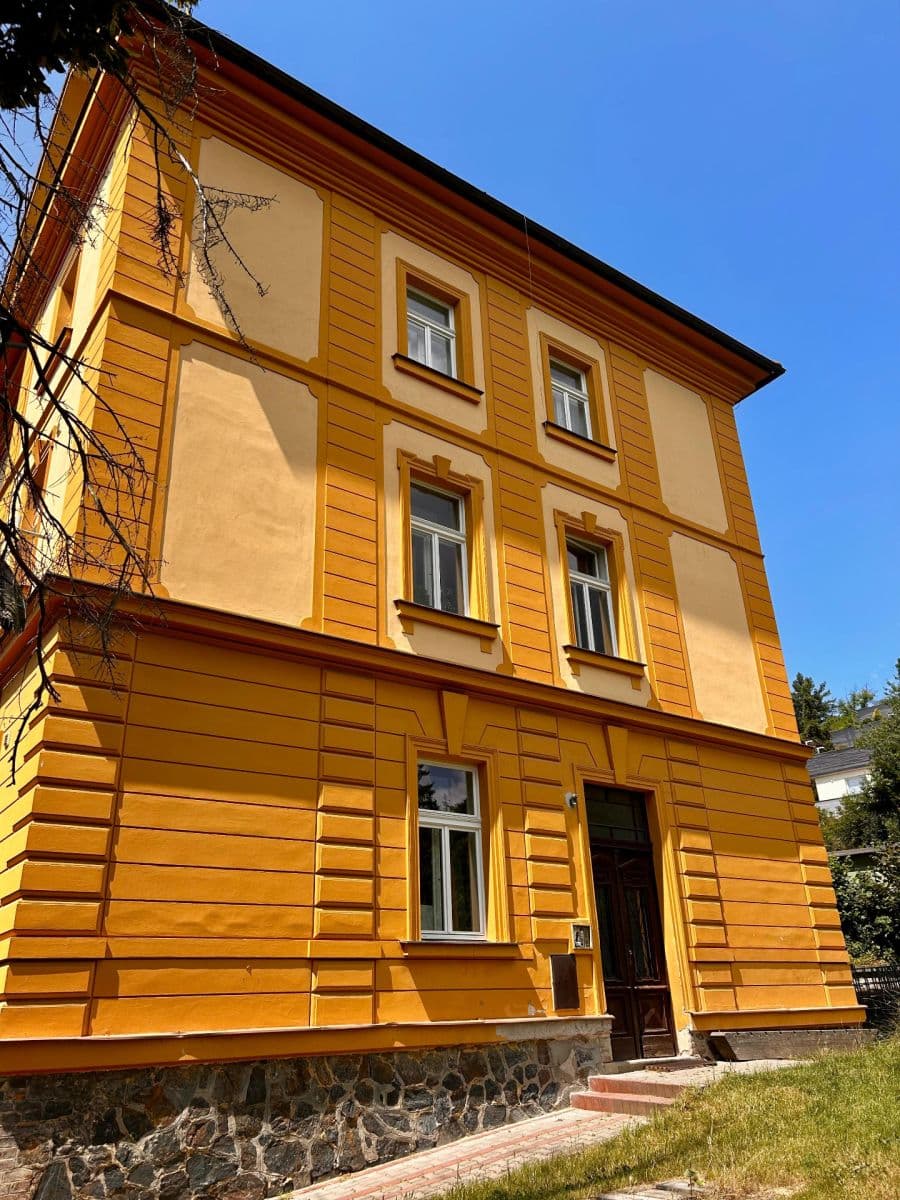 Prenájom bytu 3-izbový 85 m², Nad Rokoskou, Praha, Praha Prenájom bytu 3-izbový 85 m², Nad Rokoskou, Praha, Praha