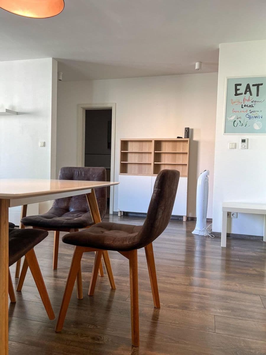 Predaj bytu 2-izbový 57 m², Rustaveliho, Rača, Bratislavský kraj Predaj bytu 2-izbový 57 m², Rustaveliho, Rača, Bratislavský kraj