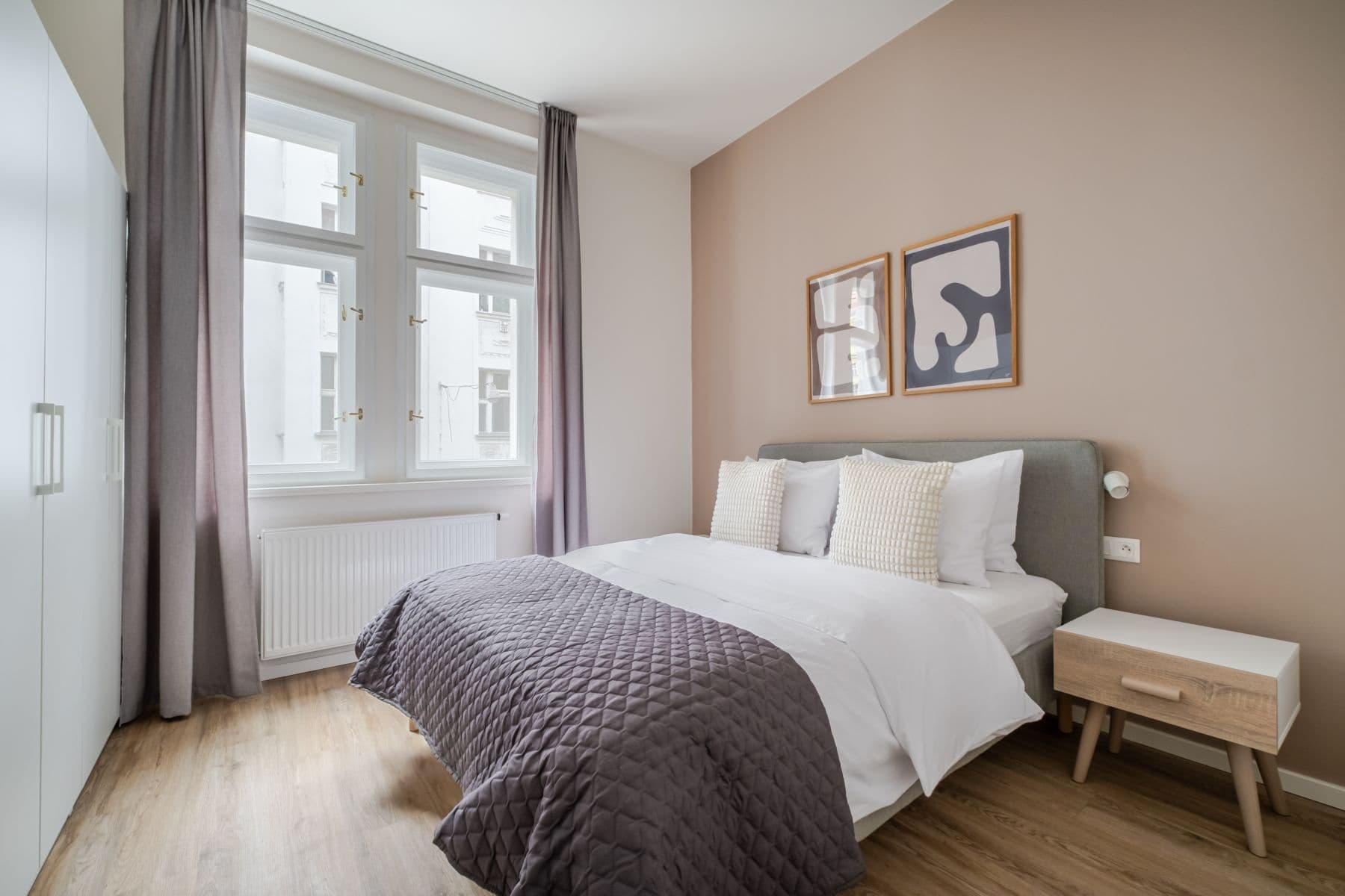 Prenájom bytu 40 m², Veletržní, Praha, Praha Prenájom bytu 40 m², Veletržní, Praha, Praha