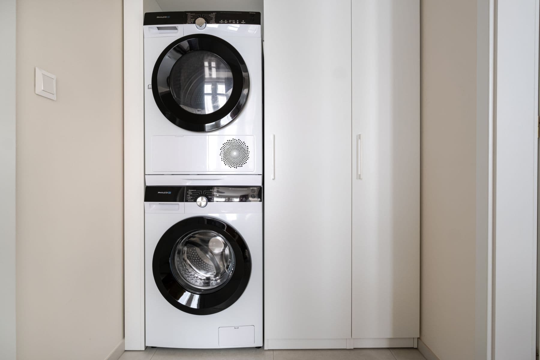 Prenájom bytu 40 m², Veletržní, Praha, Praha Prenájom bytu 40 m², Veletržní, Praha, Praha