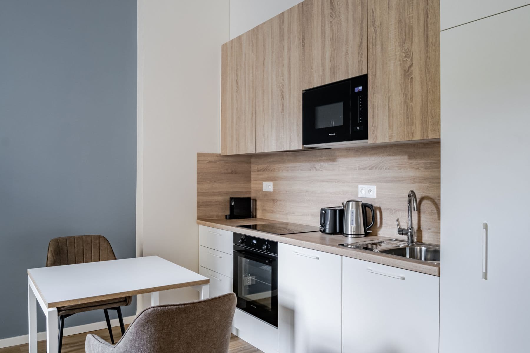 Prenájom bytu 36 m², Veletržní, Praha, Praha Prenájom bytu 36 m², Veletržní, Praha, Praha