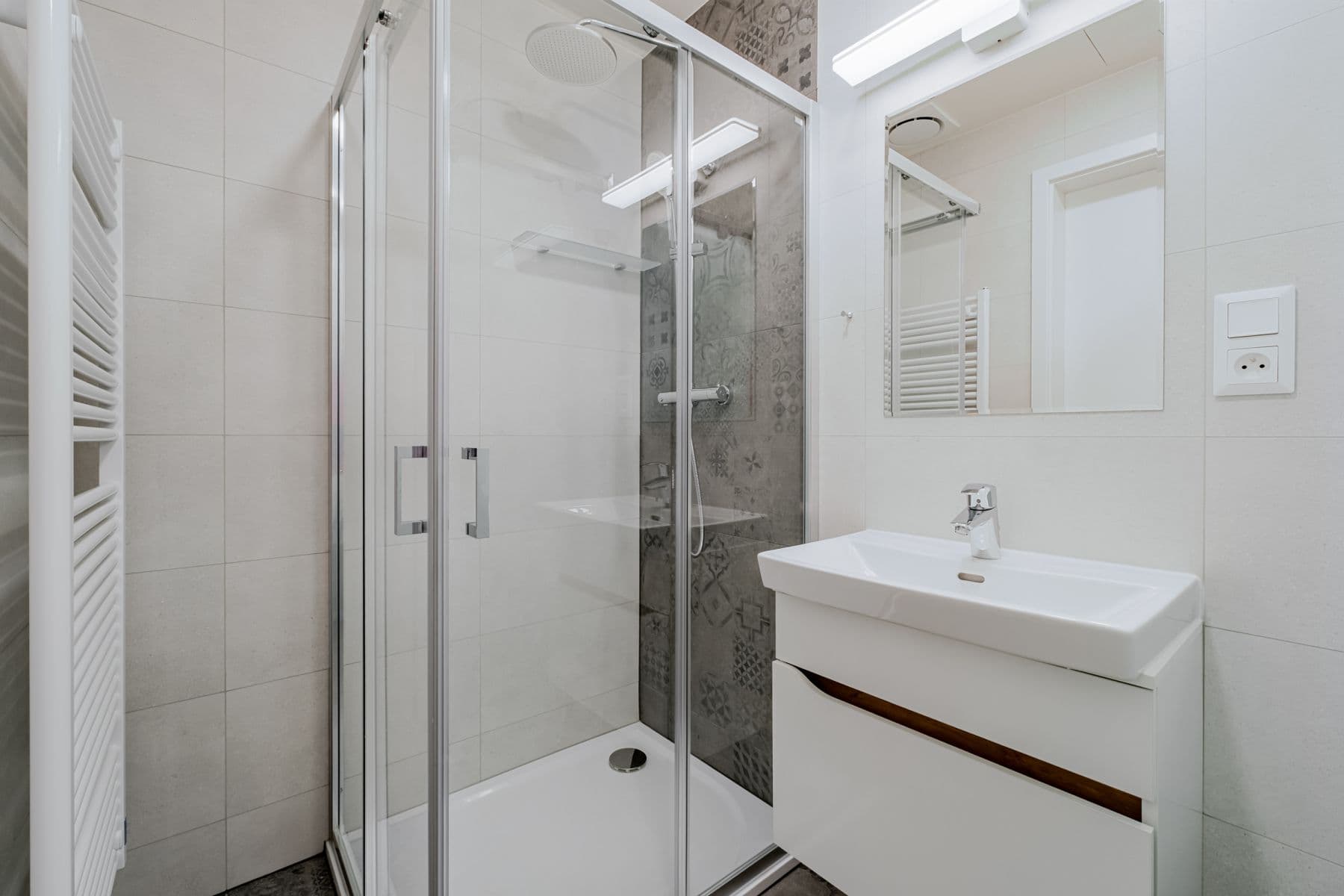 Prenájom bytu 36 m², Veletržní, Praha, Praha Prenájom bytu 36 m², Veletržní, Praha, Praha