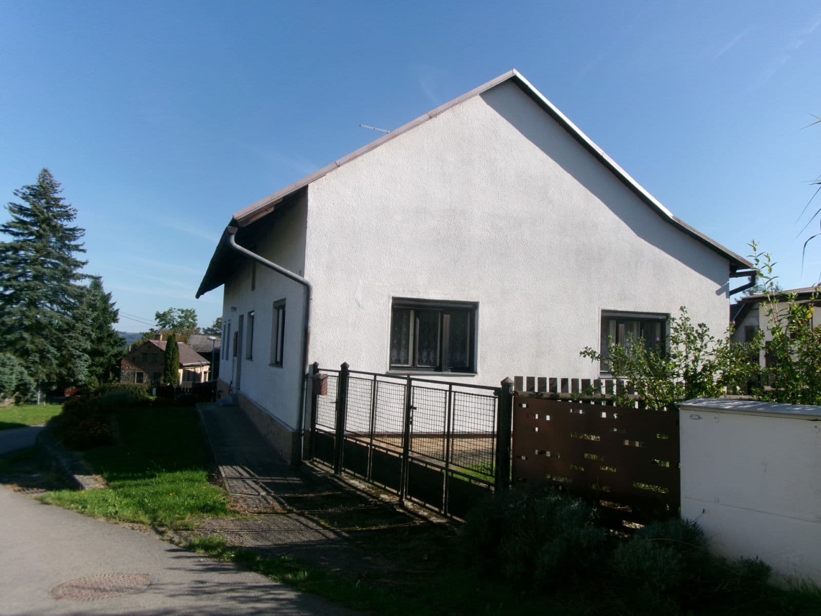 Predaj domu 151 m², pozemek 572 m², Jivina, Středočeský kraj Predaj domu 151 m², pozemek 572 m², Jivina, Středočeský kraj