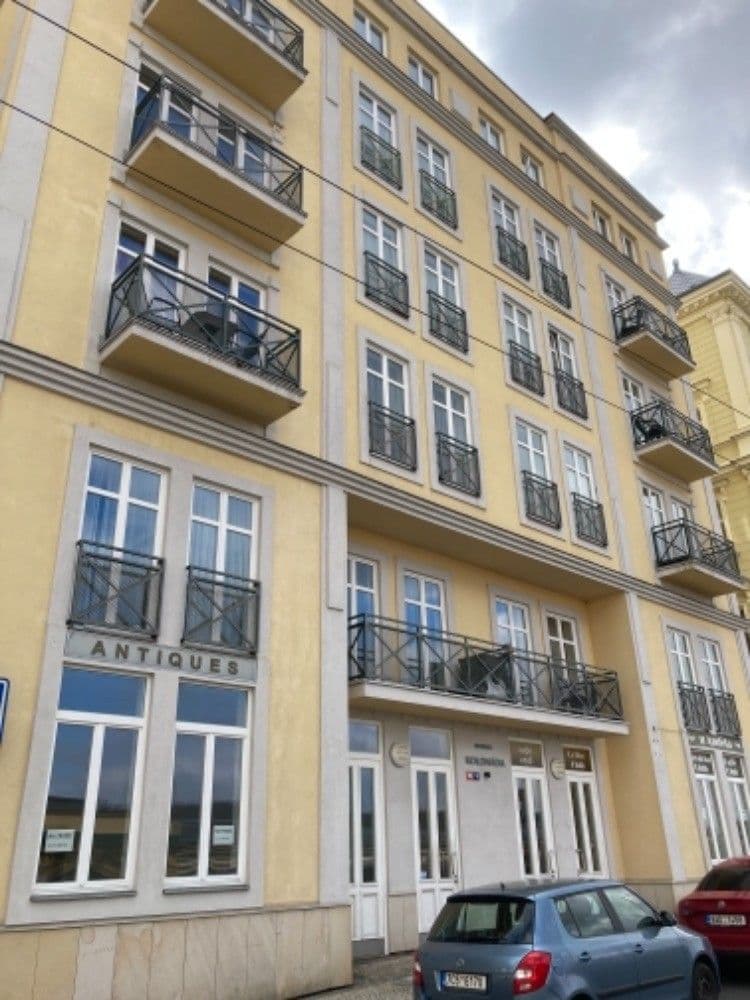 Prenájom garáže 15 m², Mariánské Lázně, Karlovarský kraj Prenájom garáže 15 m², Mariánské Lázně, Karlovarský kraj