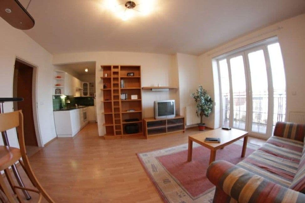 Prenájom bytu 2-izbový 50 m², Ve Stromkách, Vestec, Středočeský kraj Prenájom bytu 2-izbový 50 m², Ve Stromkách, Vestec, Středočeský kraj