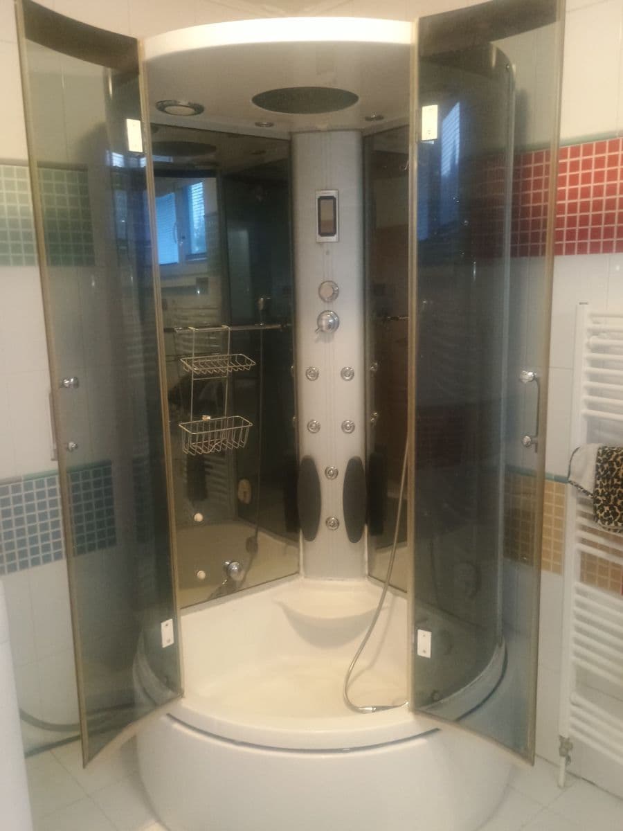 Prenájom domu 110 m², pozemek 400 m², u učiliště, Praha, Praha Prenájom domu 110 m², pozemek 400 m², u učiliště, Praha, Praha