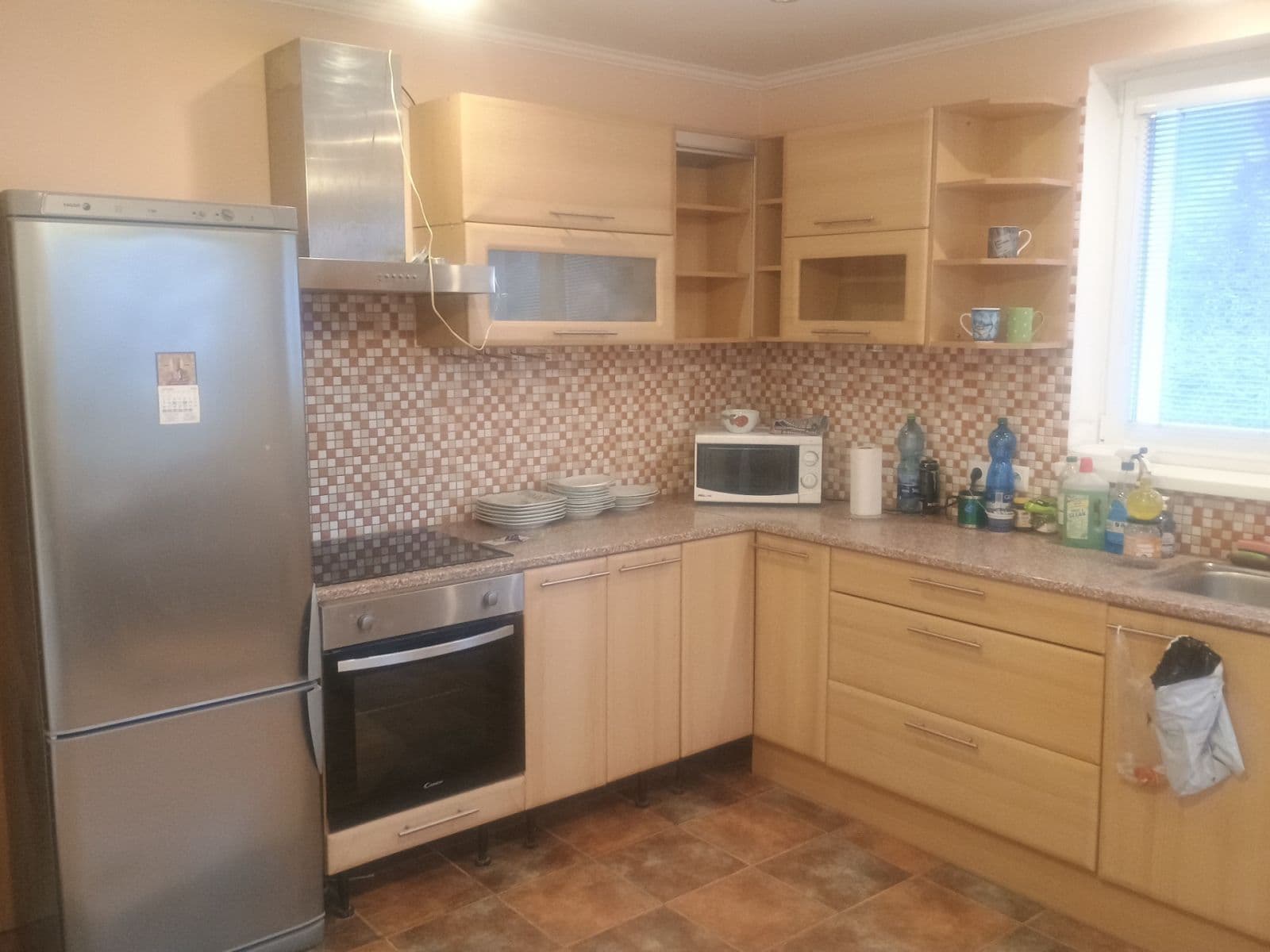 Prenájom domu 110 m², pozemek 400 m², u učiliště, Praha, Praha Prenájom domu 110 m², pozemek 400 m², u učiliště, Praha, Praha