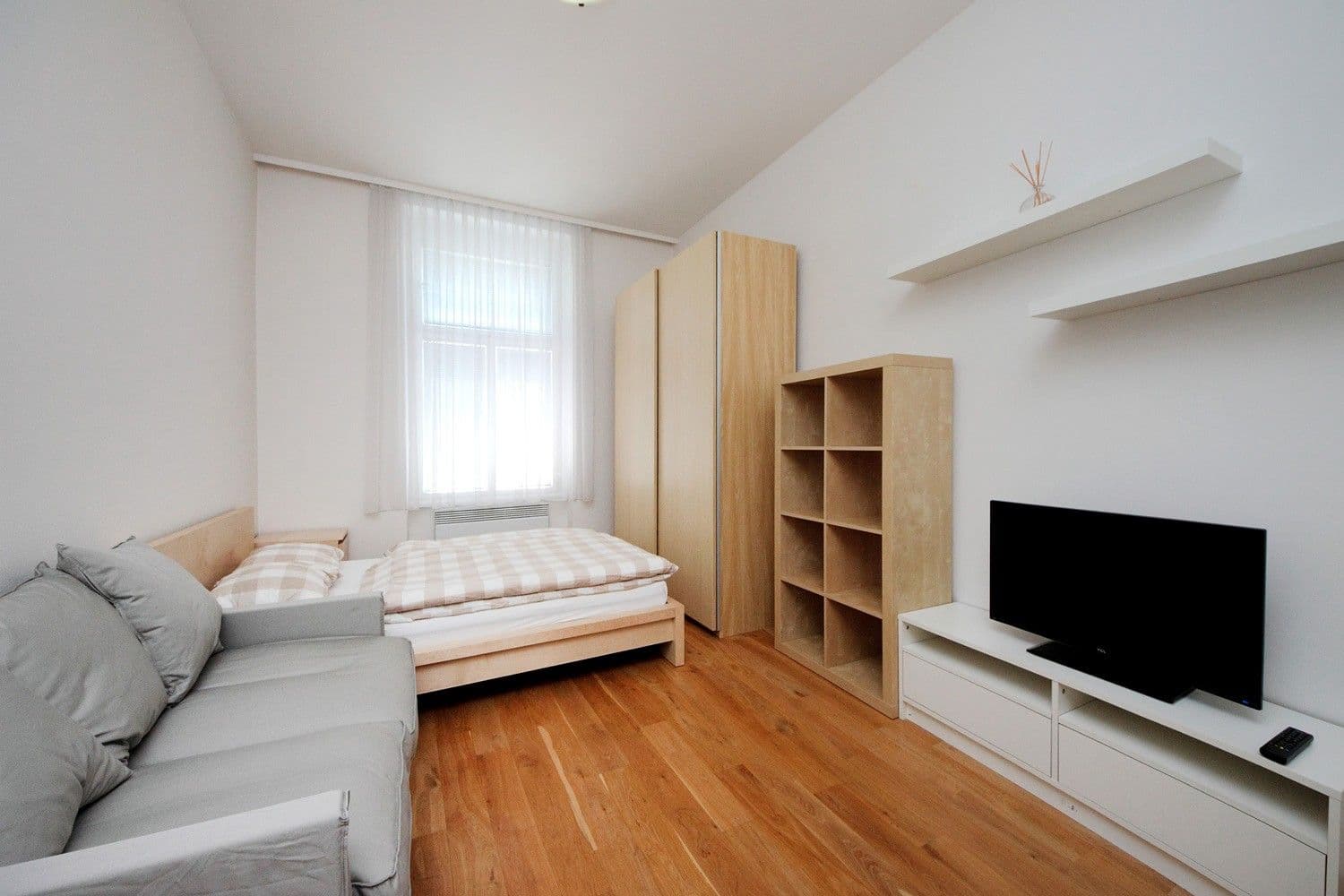 Predaj bytu 1-izbový 74 m², Plzeňská, Praha, Praha Predaj bytu 1-izbový 74 m², Plzeňská, Praha, Praha