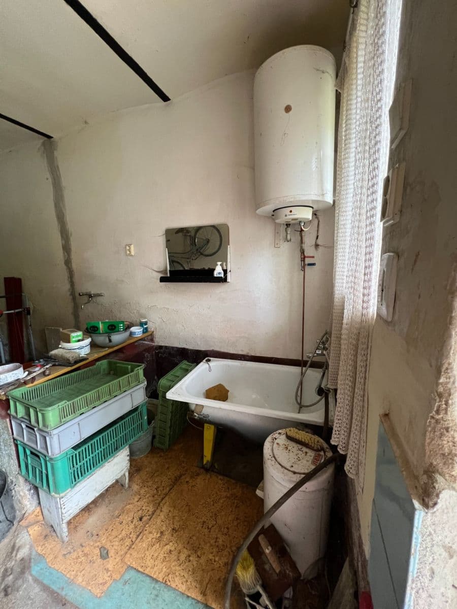 Predaj domu 140 m², pozemek 915 m², Katusice, Středočeský kraj Predaj domu 140 m², pozemek 915 m², Katusice, Středočeský kraj