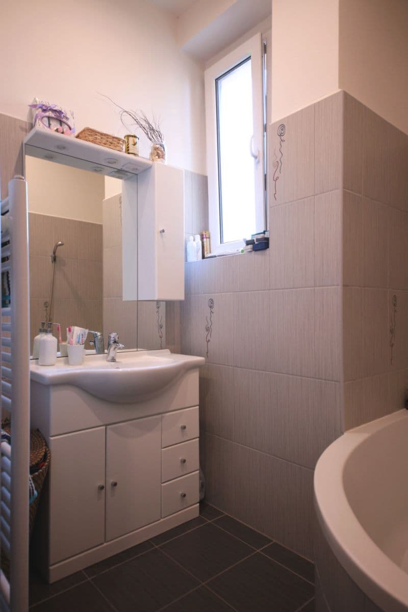 Prenájom bytu 86 m², Dobrovského, Praha, Praha Prenájom bytu 86 m², Dobrovského, Praha, Praha