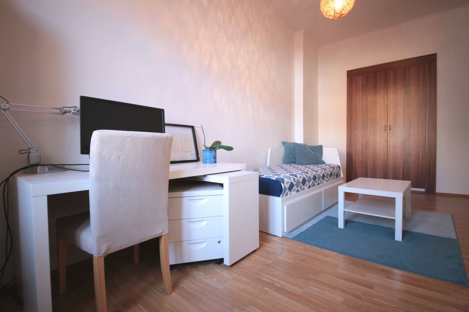 Prenájom bytu 86 m², Dobrovského, Praha, Praha Prenájom bytu 86 m², Dobrovského, Praha, Praha