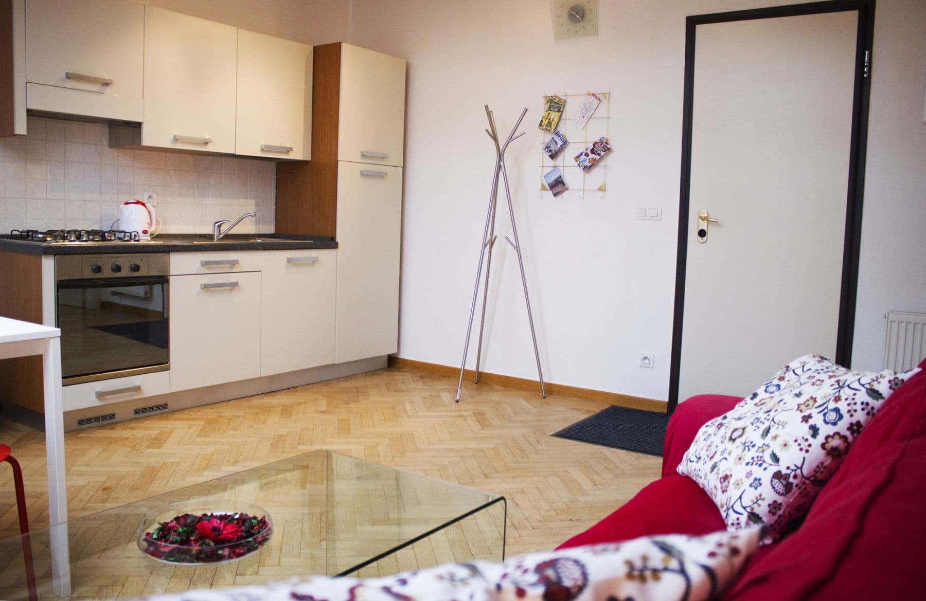 Prenájom bytu 43 m², Tyršova, Praha, Praha Prenájom bytu 43 m², Tyršova, Praha, Praha