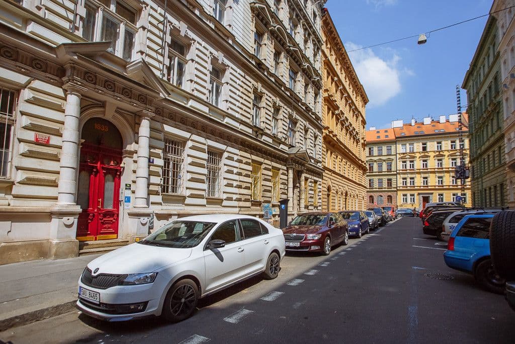Prenájom bytu 43 m², Tyršova, Praha, Praha Prenájom bytu 43 m², Tyršova, Praha, Praha