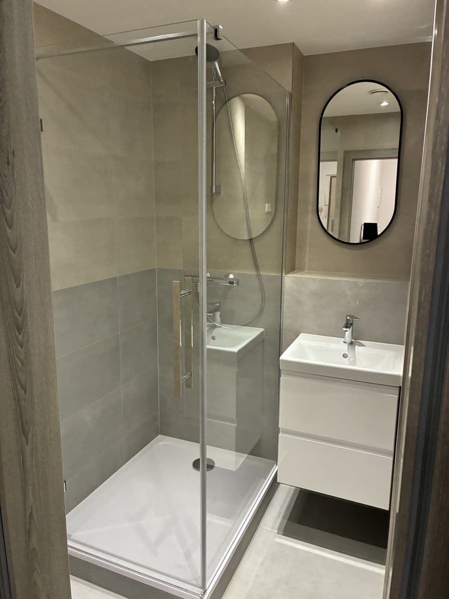 Prenájom bytu 68 m², Lounských, Praha, Praha Prenájom bytu 68 m², Lounských, Praha, Praha