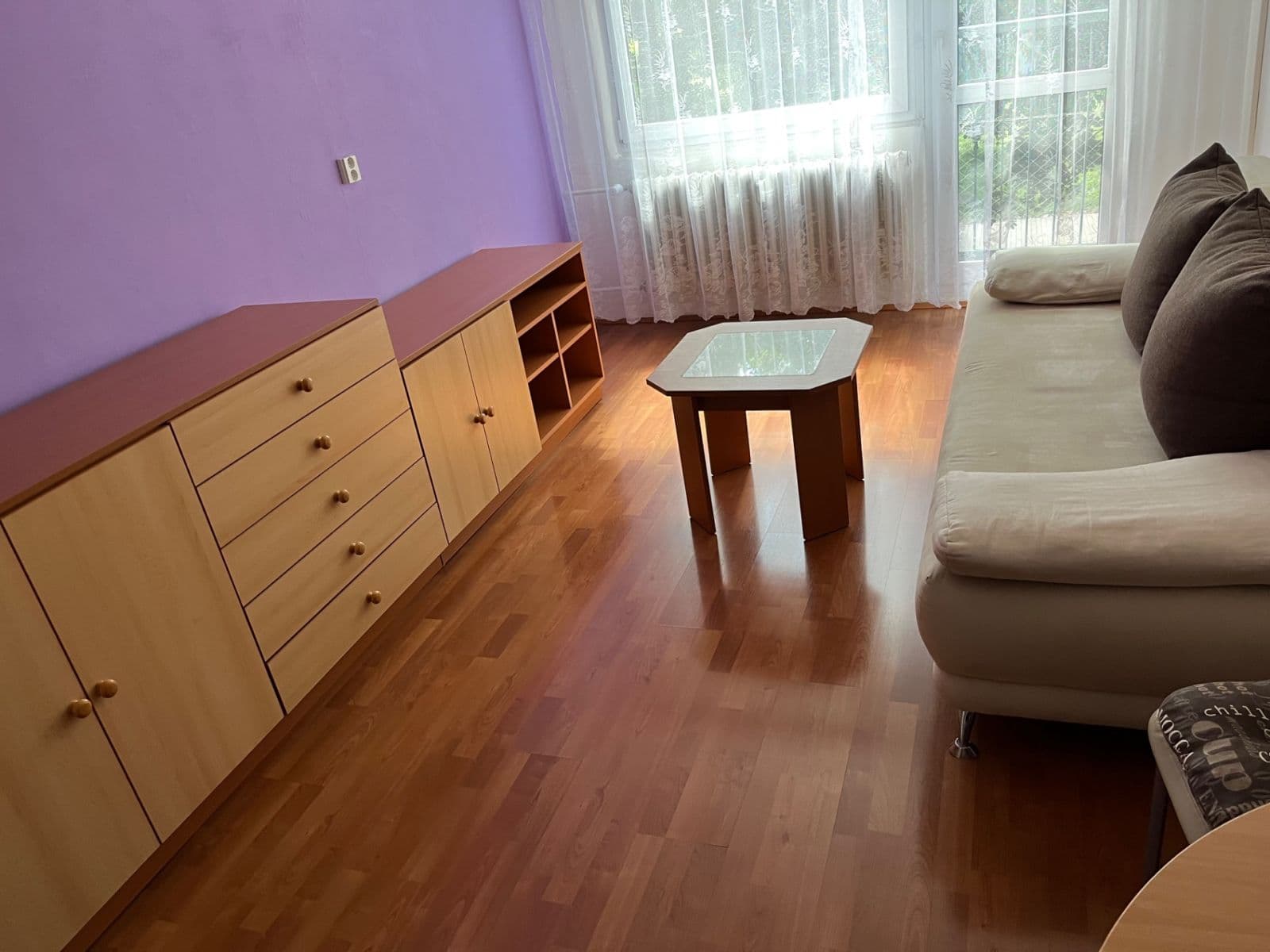 Prenájom bytu 2-izbový 45 m², Chabařovická, Praha, Praha Prenájom bytu 2-izbový 45 m², Chabařovická, Praha, Praha