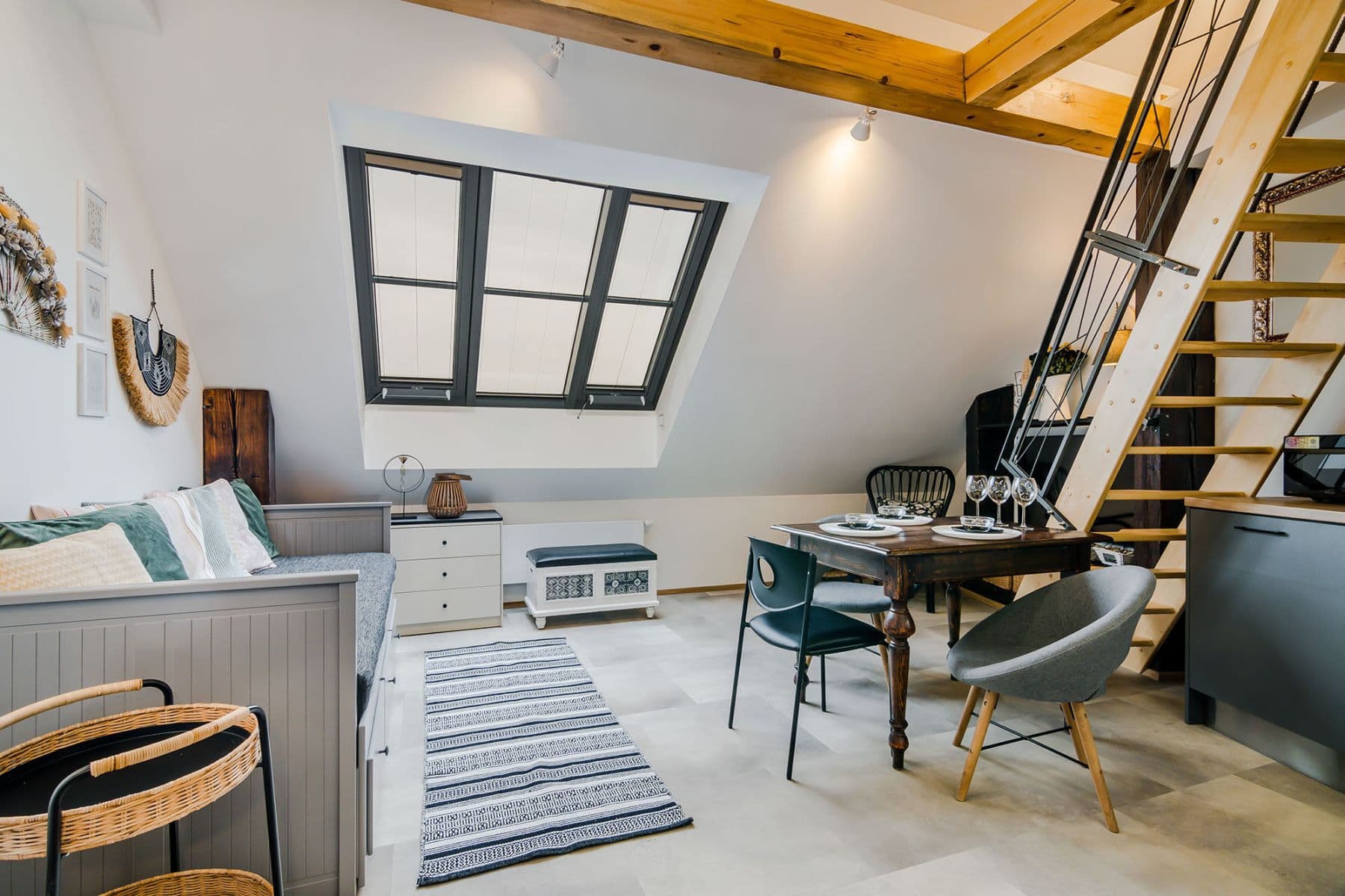 Prenájom bytu 45 m², Na Zámecké, Praha, Praha Prenájom bytu 45 m², Na Zámecké, Praha, Praha