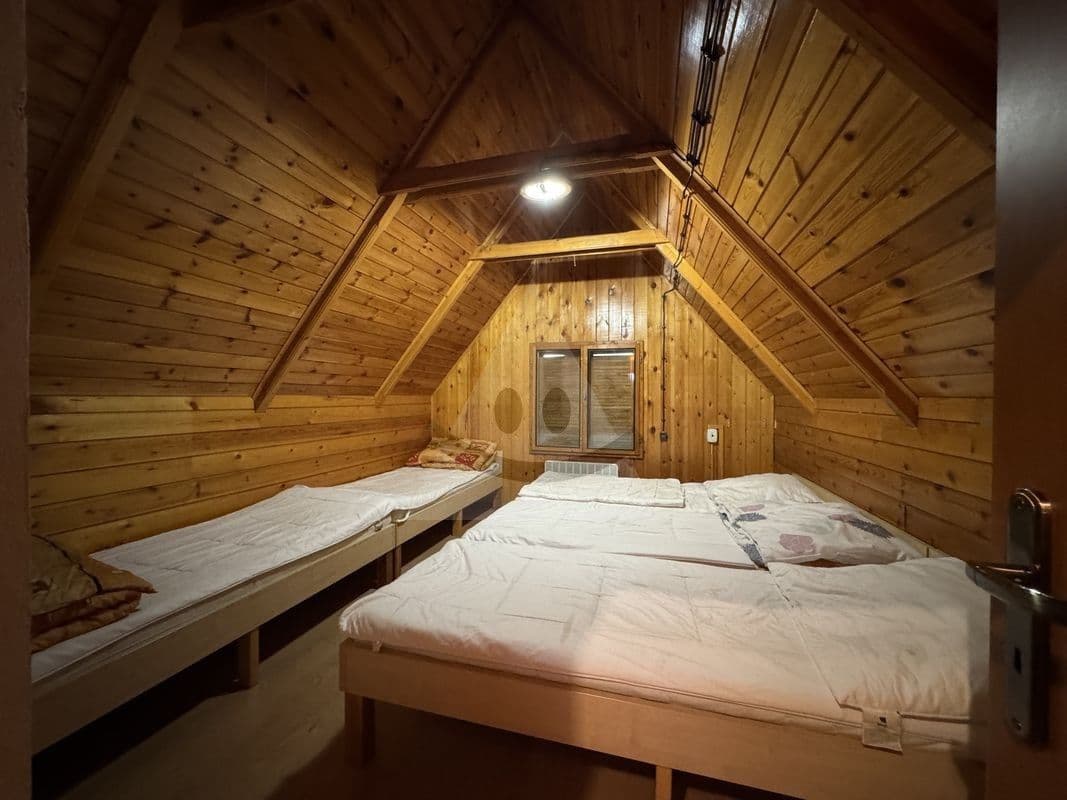 Predaj rekreačného objektu 186 m², pozemek 186 m², Liptovský Ondrej, Žilinský kraj Predaj rekreačného objektu 186 m², pozemek 186 m², Liptovský Ondrej, Žilinský kraj