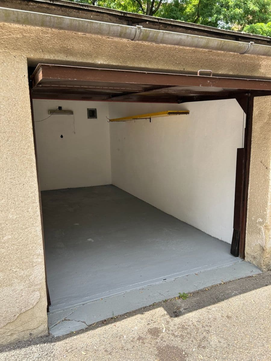 Prenájom garáže 15 m², Horní, Brno, Jihomoravský kraj Prenájom garáže 15 m², Horní, Brno, Jihomoravský kraj